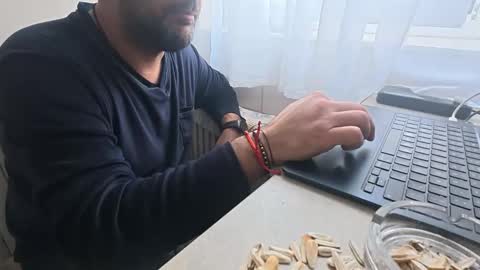 Snapshot of tarkan198 chatting on February 11, 2026, 11:15 am tarkan198 online show from February 11, 2026, 11:15 am