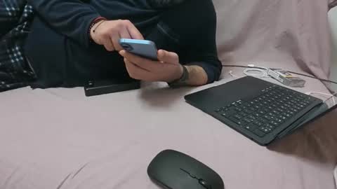 Snapshot of tarkan198 chatting on March 4, 2026, 6:58 pm tarkan198 online show from March 4, 2026, 6:58 pm