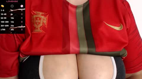 tarrant_ online show from November 2, 2025, 10:45 pm