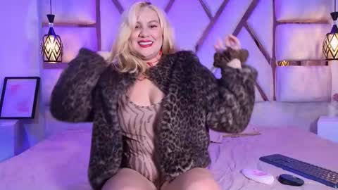 Snapshot of tasha_evans chatting on November 4, 2025, 3:38 am tasha online show from November 4, 2025, 3:38 am