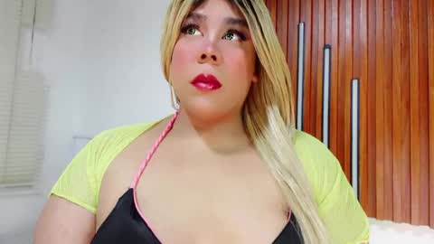 Snapshot of tasha_gatti chatting on April 27, 2026, 11:30 am instagram Gattitasha online show from April 27, 2026, 11:30 am