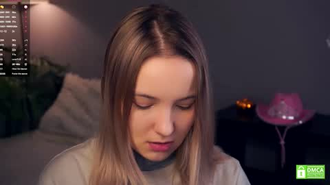 Snapshot of tashinapetitto chatting on November 4, 2025, 7:29 am Your Ressie online show from November 4, 2025, 7:29 am