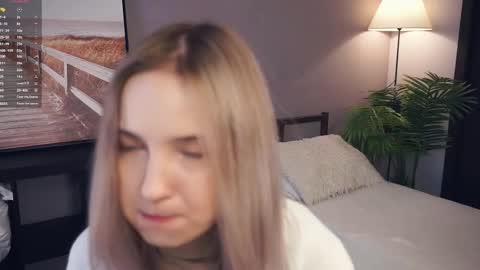 Snapshot of tashinapetitto chatting on December 16, 2025, 7:46 am Your Ressie online show from December 16, 2025, 7:46 am