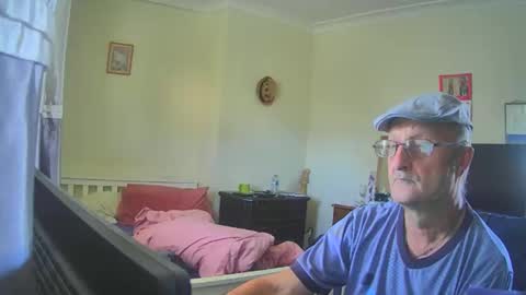 Snapshot of taslicks0739 chatting on September 27, 2025, 10:09 am Tas online show from September 27, 2025, 10:09 am