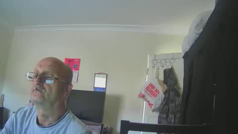 Snapshot of taslicks0739 chatting on October 5, 2025, 1:20 pm Tas online show from October 5, 2025, 1:20 pm