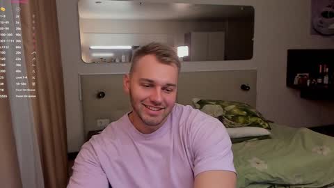 Snapshot of tasty_justin chatting on January 25, 2025, 4:02 am My shows 2100500 UTC3 online show from January 25, 2025, 4:02 am