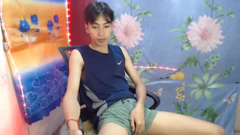 Snapshot of tastylicious_kim chatting on January 18, 2025, 9:34 am Ask me online show from January 18, 2025, 9:34 am