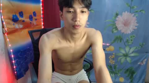 Snapshot of tastylicious_kim chatting on January 22, 2025, 2:14 pm Ask me online show from January 22, 2025, 2:14 pm