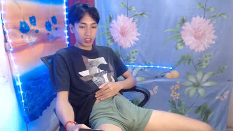 Snapshot of tastylicious_kim chatting on February 1, 2025, 4:35 am Ask me online show from February 1, 2025, 4:35 am
