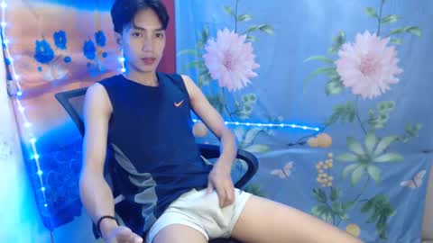 Snapshot of tastylicious_kim chatting on February 9, 2025, 11:36 pm Ask me online show from February 9, 2025, 11:36 pm