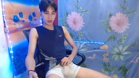 Snapshot of tastylicious_kim chatting on March 3, 2025, 1:31 am Ask me online show from March 3, 2025, 1:31 am