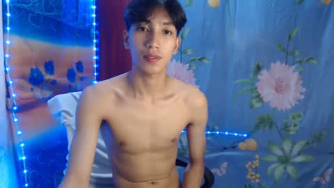 Snapshot of tastylicious_kim chatting on March 4, 2025, 1:49 pm Ask me online show from March 4, 2025, 1:49 pm