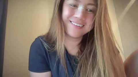 Snapshot of tastyzhamae chatting on November 8, 2025, 10:26 am Mae online show from November 8, 2025, 10:26 am