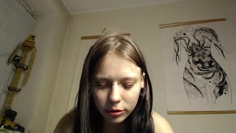 Snapshot of tata__goth_ chatting on March 6, 2026, 12:56 pm tata__goth_ online show from March 6, 2026, 12:56 pm