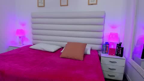 tatiana_arboleda online show from October 27, 2025, 11:03 am