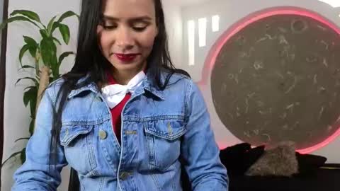  Tatiana Br online show from December 13, 2025, 8:47 pm