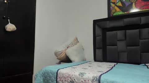 Snapshot of tatiana_valencia chatting on December 30, 2024, 11:48 am Tati online show from December 30, 2024, 11:48 am
