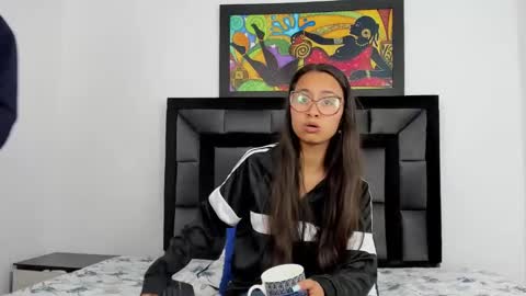 Snapshot of tatiana_valencia chatting on January 6, 2025, 2:14 pm Tati online show from January 6, 2025, 2:14 pm