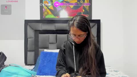 Snapshot of tatiana_valencia chatting on January 8, 2025, 11:54 am Tati online show from January 8, 2025, 11:54 am