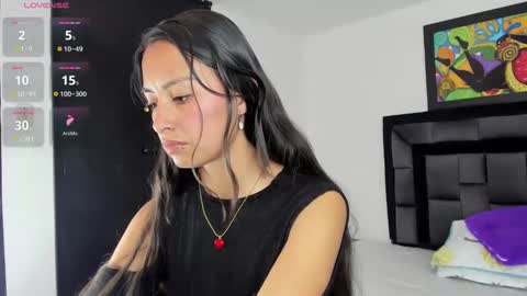Snapshot of tatiana_valencia chatting on February 13, 2025, 5:22 pm Tati online show from February 13, 2025, 5:22 pm