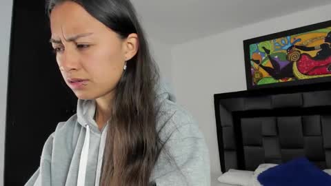 Snapshot of tatiana_valencia chatting on March 4, 2025, 12:22 pm Tati online show from March 4, 2025, 12:22 pm