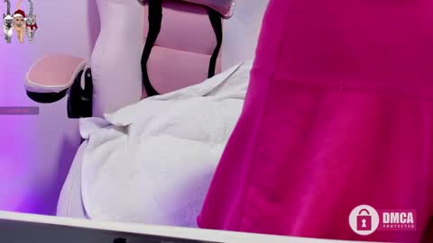 Snapshot of tatiana_vegha chatting on December 4, 2025, 12:36 pm i am tatiana online show from December 4, 2025, 12:36 pm