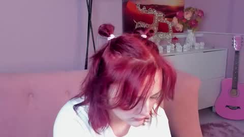 Snapshot of taticamomile chatting on March 26, 2026, 12:11 pm Tatica online show from March 26, 2026, 12:11 pm