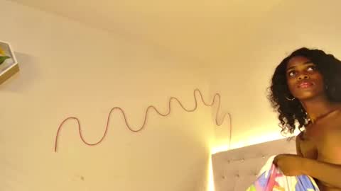 Snapshot of tatixxxvega chatting on November 1, 2025, 1:24 pm tatix online show from November 1, 2025, 1:24 pm