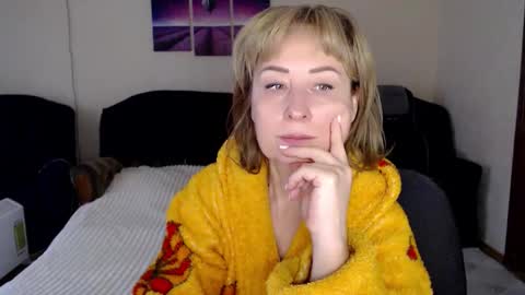 Snapshot of tattease chatting on October 15, 2025, 4:23 am Tattease online show from October 15, 2025, 4:23 am