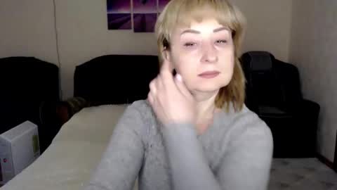 Snapshot of tattease chatting on October 22, 2025, 4:02 am Tattease online show from October 22, 2025, 4:02 am