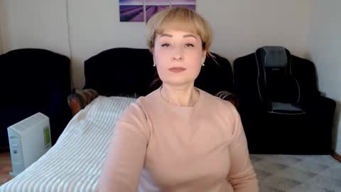 Snapshot of tattease chatting on November 3, 2025, 1:12 pm Tattease online show from November 3, 2025, 1:12 pm