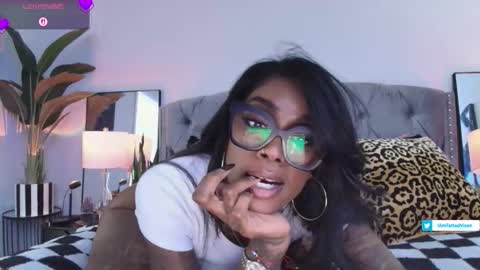 Snapshot of tatted_vixen chatting on April 2, 2026, 8:06 pm Tatted Queen online show from April 2, 2026, 8:06 pm