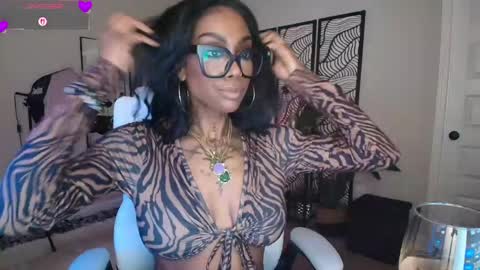 Snapshot of tatted_vixen chatting on May 3, 2026, 12:49 am Tatted Queen online show from May 3, 2026, 12:49 am