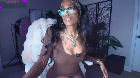 Snapshot of tatted_vixen chatting on May 14, 2026, 3:13 am Tatted Queen online show from May 14, 2026, 3:13 am