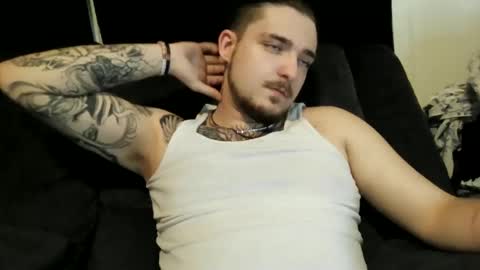 Snapshot of tatteddamienn chatting on February 10, 2025, 5:03 am TattedDamienn online show from February 10, 2025, 5:03 am