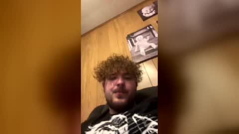 Snapshot of tatteddamienn chatting on February 21, 2026, 10:33 pm TattedDamienn online show from February 21, 2026, 10:33 pm