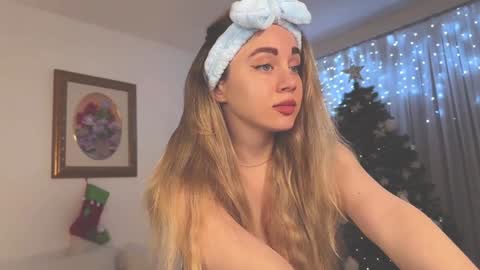 Snapshot of tatti_1 chatting on December 29, 2024, 1:24 am Tata online show from December 29, 2024, 1:24 am