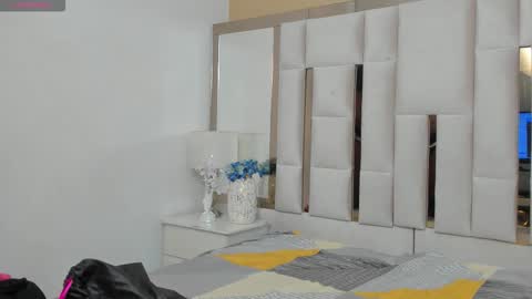 Snapshot of tattibelll chatting on November 27, 2025, 11:56 am TattiBell online show from November 27, 2025, 11:56 am