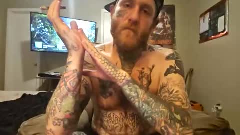 Snapshot of tattoo_dood chatting on May 4, 2026, 1:45 am tattoo_dood online show from May 4, 2026, 1:45 am
