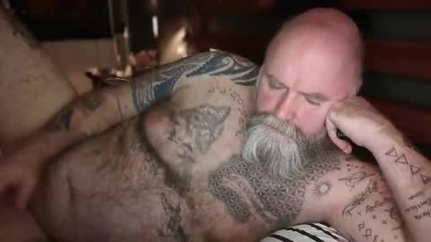 Snapshot of tattooeddilf01 chatting on October 7, 2025, 11:46 pm Tattooeddilf 01 online show from October 7, 2025, 11:46 pm