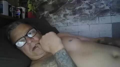 Snapshot of tatts4tits chatting on May 12, 2026, 12:30 am dave online show from May 12, 2026, 12:30 am