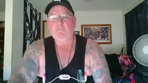 tattzsexy online show from March 5, 2026, 5:25 am