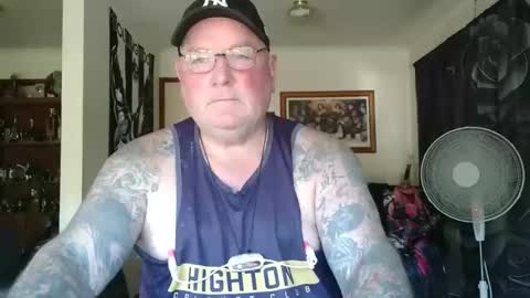 tattzsexy online show from March 6, 2026, 2:19 am