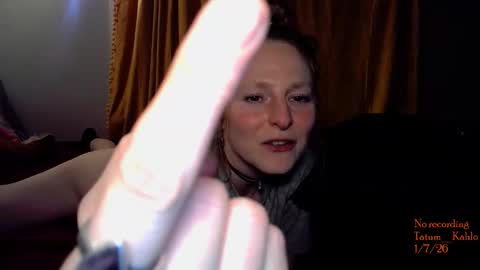 Snapshot of tatum__kahlo chatting on January 7, 2026, 11:40 pm TATUM ALL MY LINKS online show from January 7, 2026, 11:40 pm