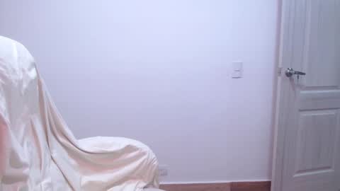 taurus4k online show from December 11, 2024, 3:13 am