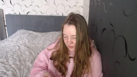 Snapshot of taxxxu chatting on April 13, 2026, 6:19 am Diana online show from April 13, 2026, 6:19 am
