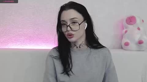 Taya online show from October 23, 2025, 8:07 pm