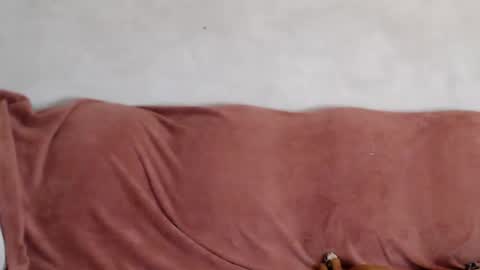 Taya online show from September 14, 2025, 10:42 pm