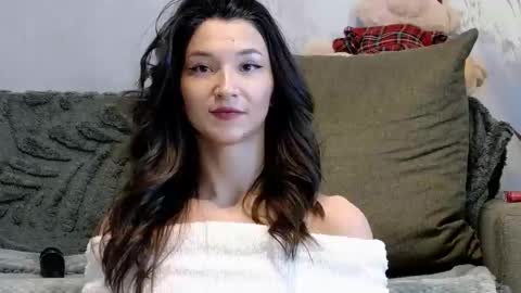 TayaKayan online show from February 19, 2026, 10:33 am