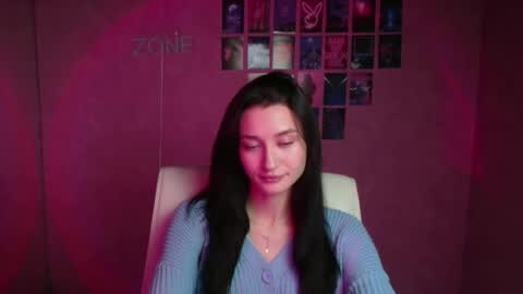 Taya online show from November 18, 2025, 6:51 am